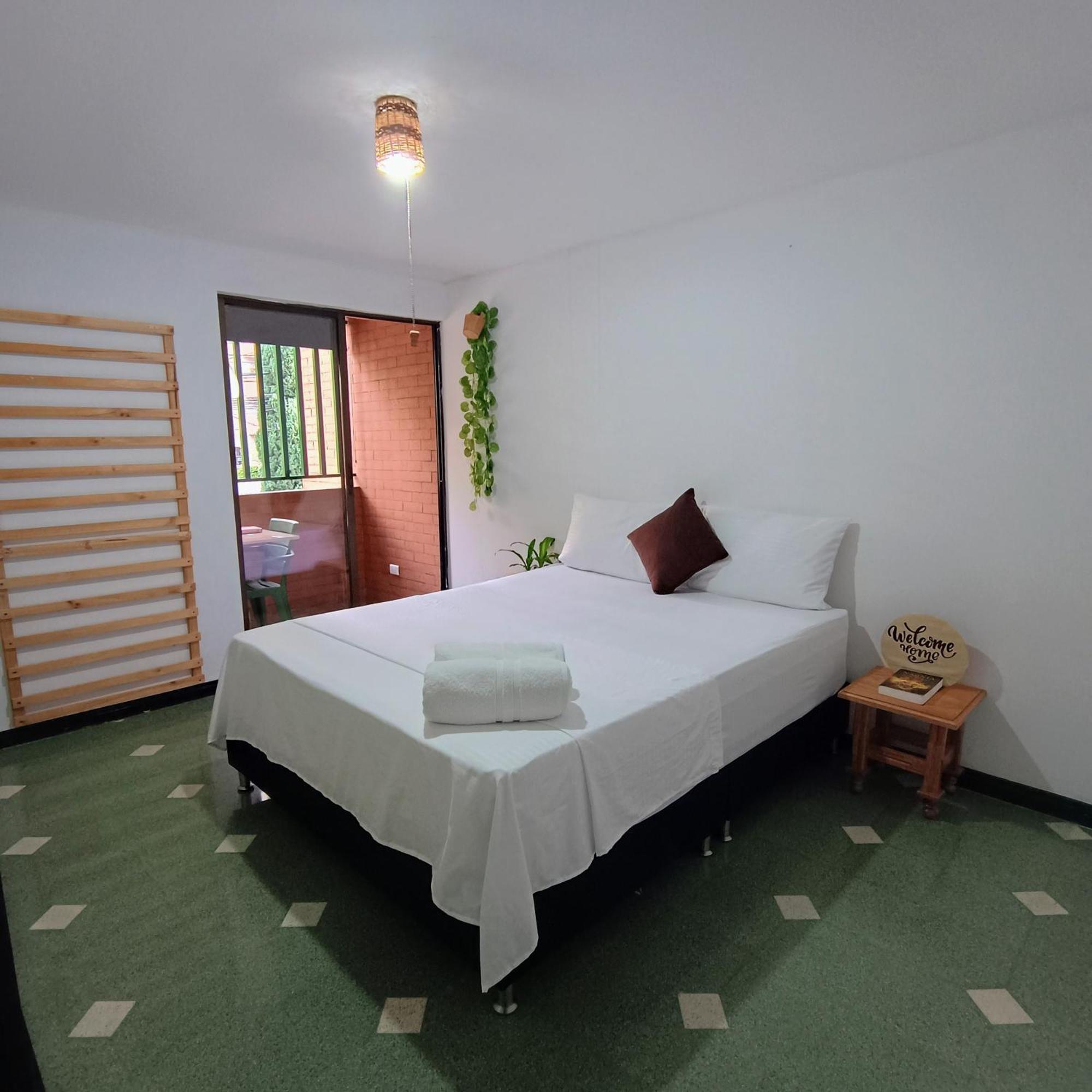 Appartamento Moradia Laureles Medellín Esterno foto